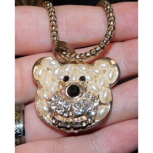 Fantasy Glam Faux Pearl And Rhinestone Embellished Bear Necklace